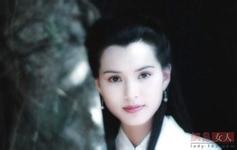 link alternatif poker lounge Tanpa diduga, Ms. Zhou, pelanggan tetap salon kecantikan mereka, sebenarnya adalah ibu Su Yiqian.